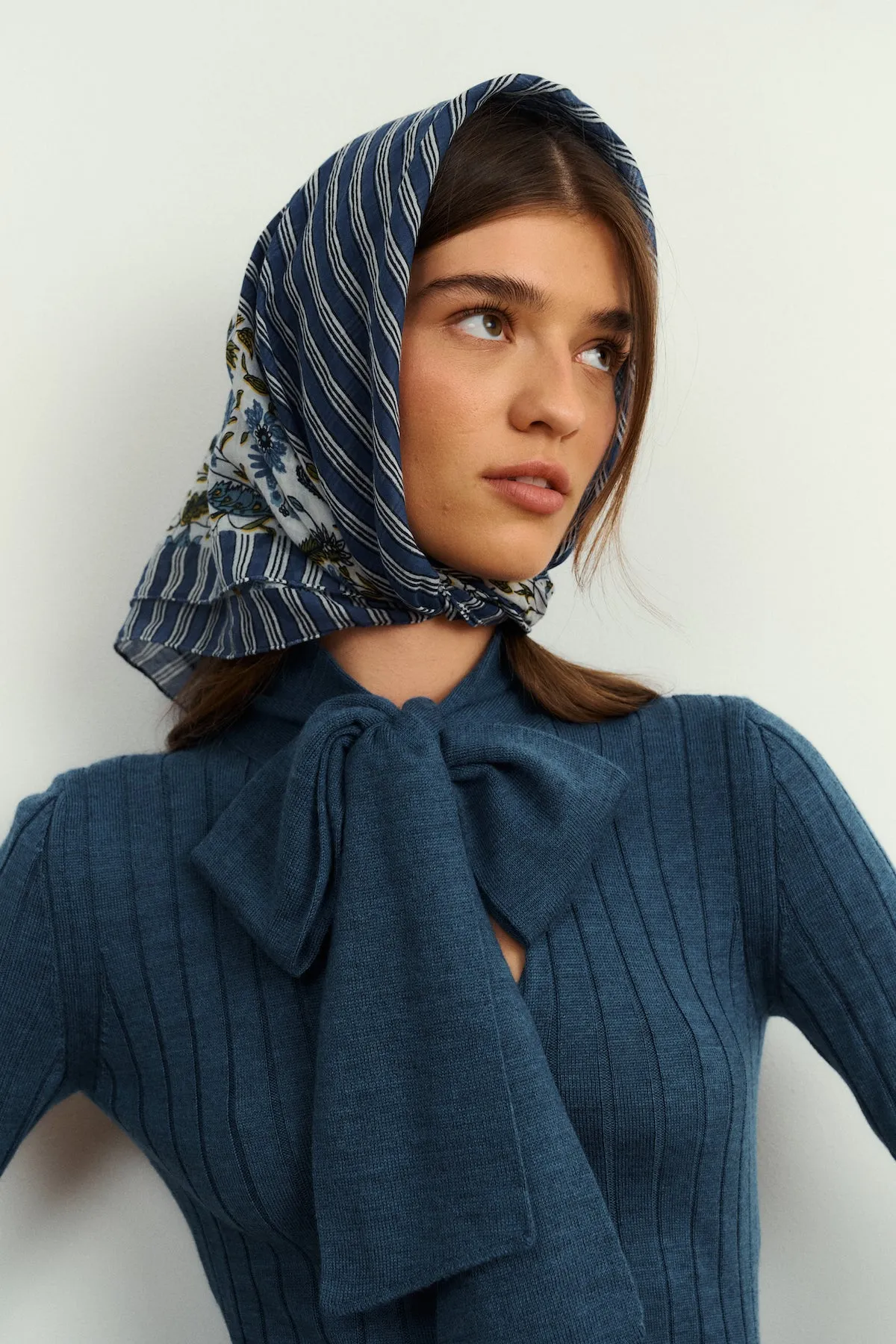 Amelia Scarf