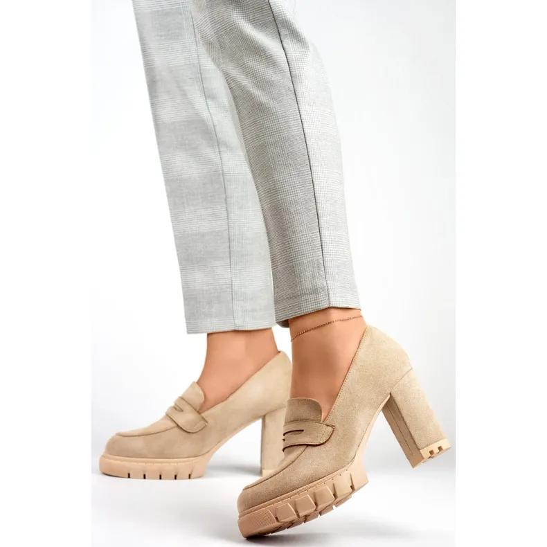 Beige high-heeled moccasins