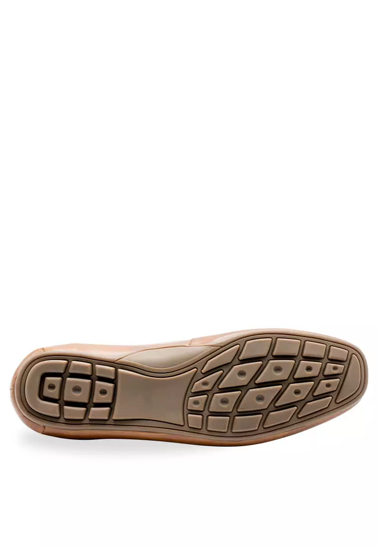 Esperanza Chestnut Moccasins