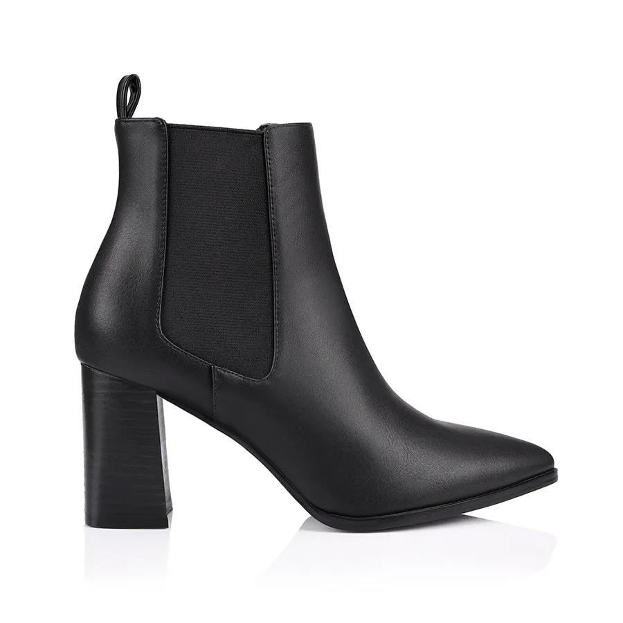 Magellan Chelsea Ankle Boots - Black