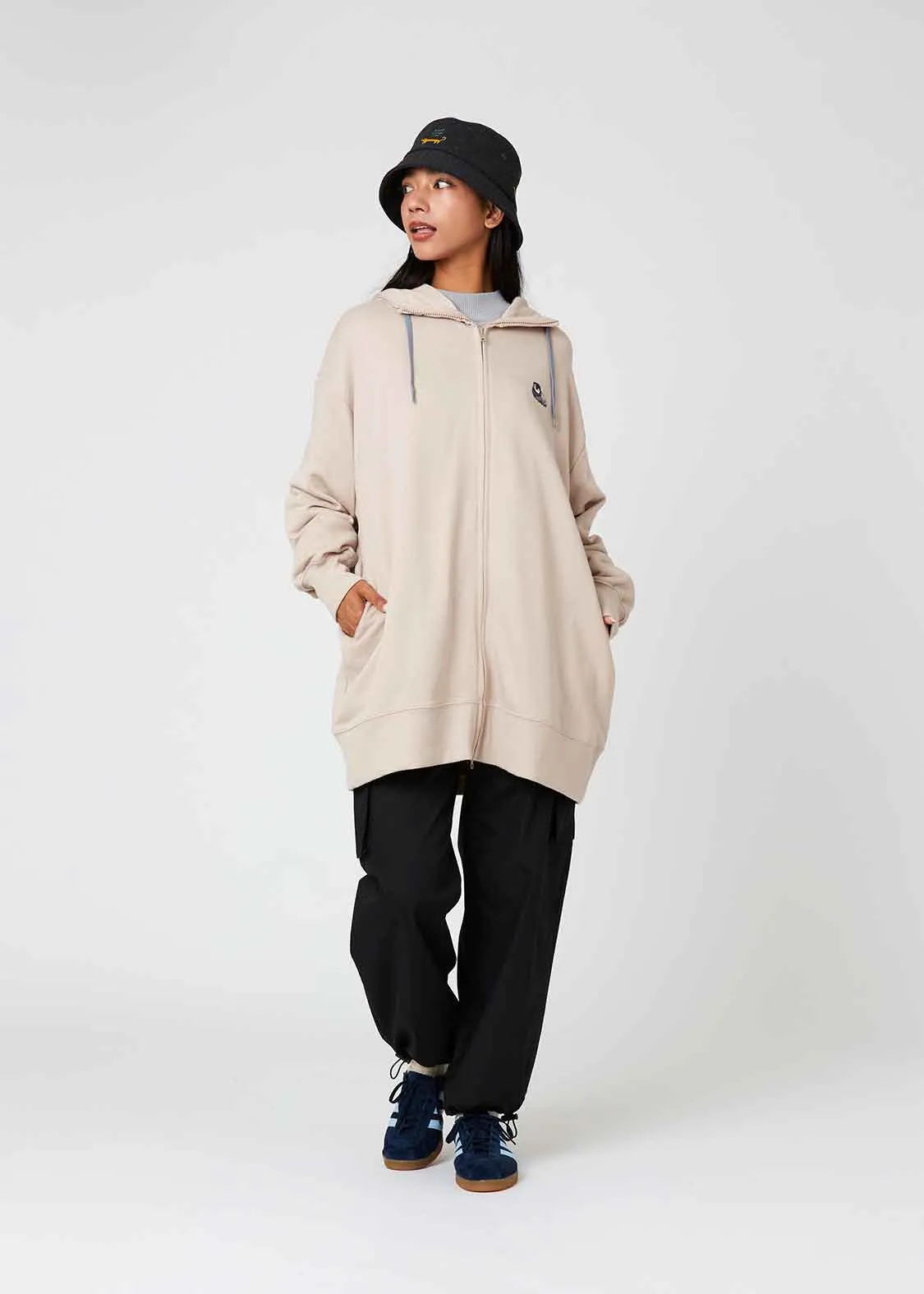 Over Size Long Sleeve Zip Parka (Fluffy Penguin)