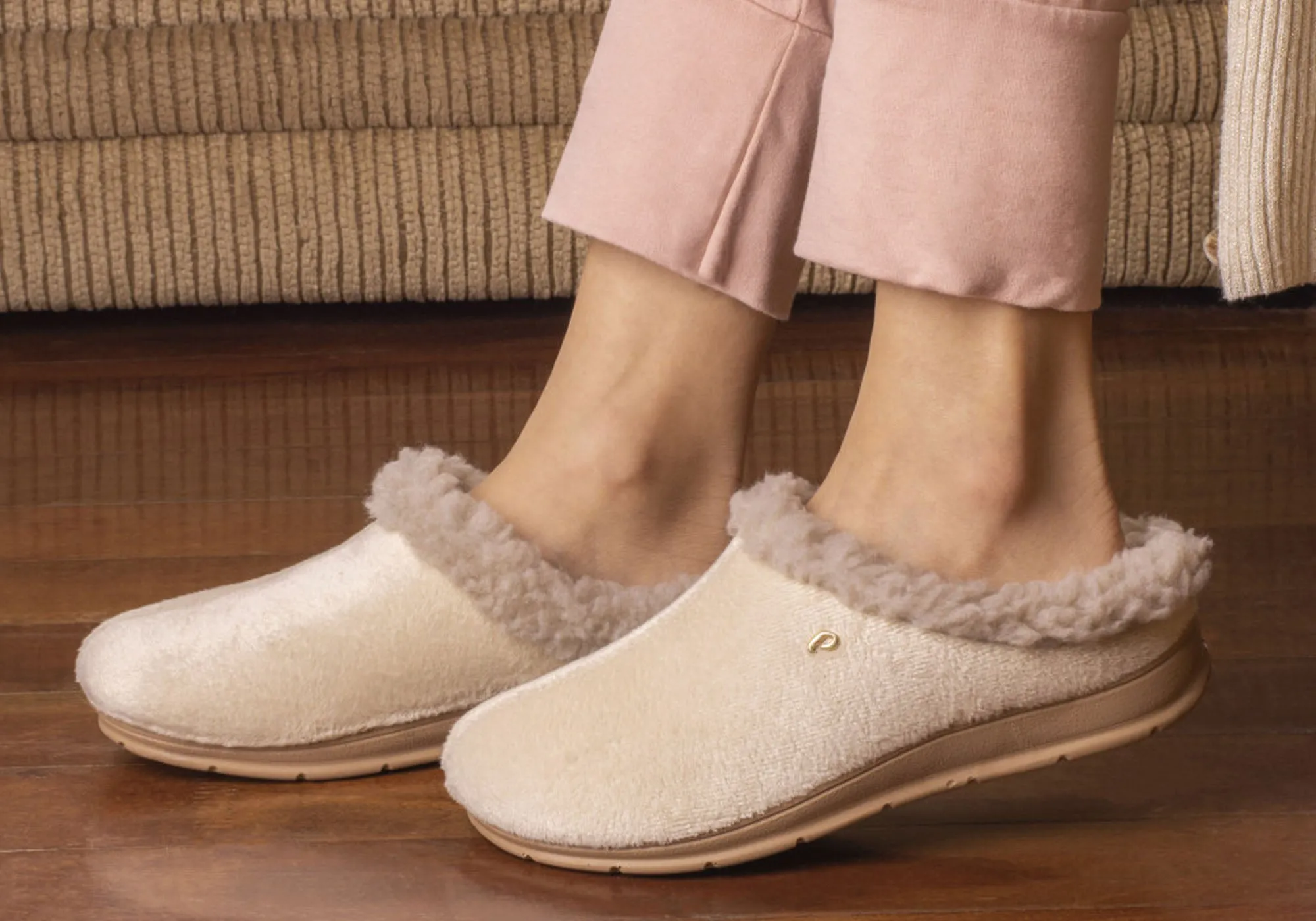 Pegada Marnie Womens Brazilian Closed Toe Open Back Comfort Slippers