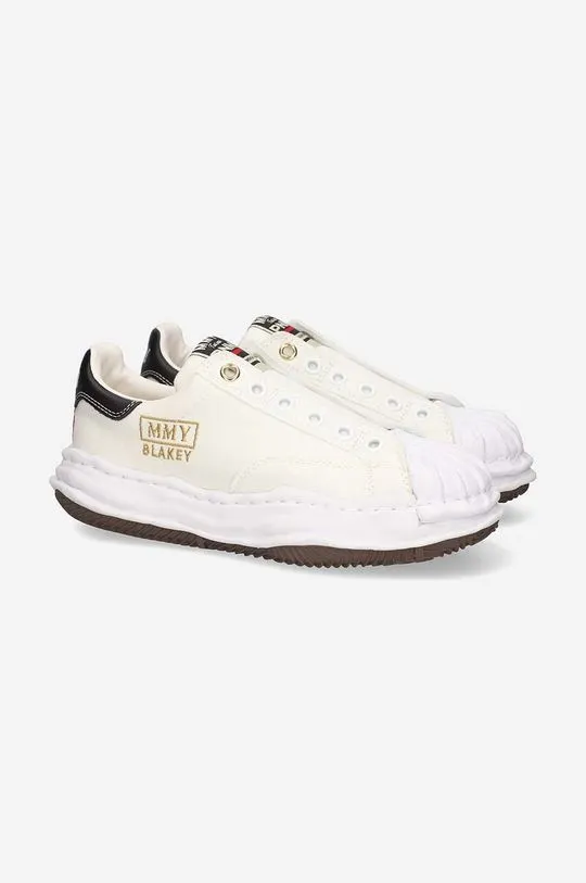 Phenomenon sneakers white color