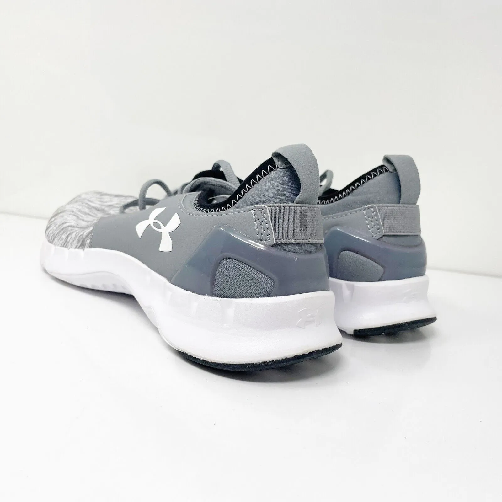 Under Armour Mens Flow Twist 1265282-100 Gray Running Shoes Sneakers 8.5