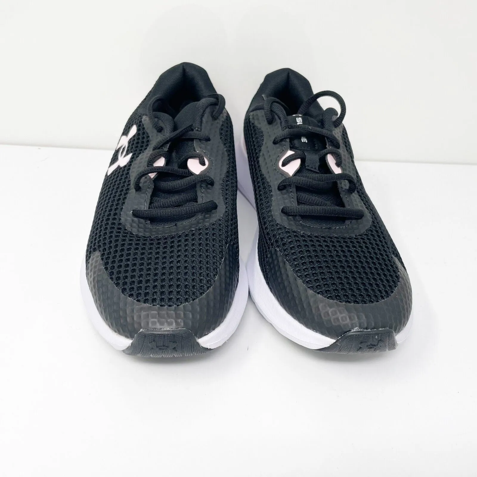 Under Armour Womens Surge 3 3024894-007 Black Running Shoes Sneakers Size 8.5